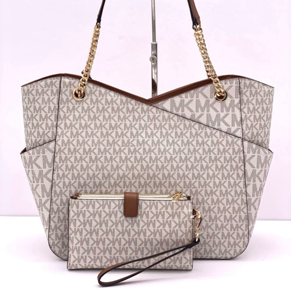 Michael Kors Large X Chain
Shoulder Tote Bag & Double Wallet
Vanilla/Brown - Picture 15 of 16